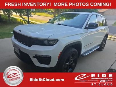 Used 2023 Jeep Grand Cherokee Limited w/ Black Appearance Package