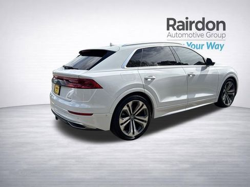 Used 2019 Audi Q8 Prestige w/ Luxury Package AWD/4WD image 8