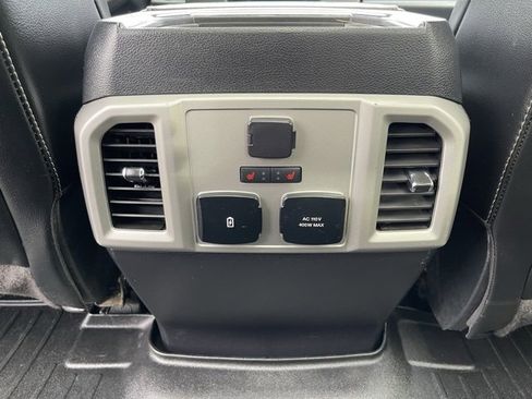 Used 2019 Ford F150 Lariat w/ Equipment Group 502A Luxury image 22