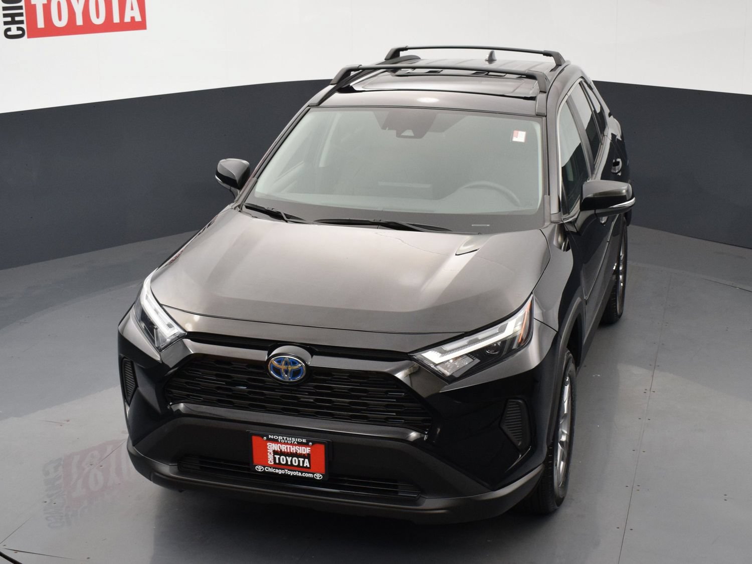 Used 2022 Toyota RAV4 XLE AWD/4WD image 25