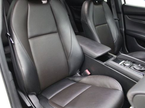 Used 2019 MAZDA MAZDA3 Sedan w/ Premium Package image 25