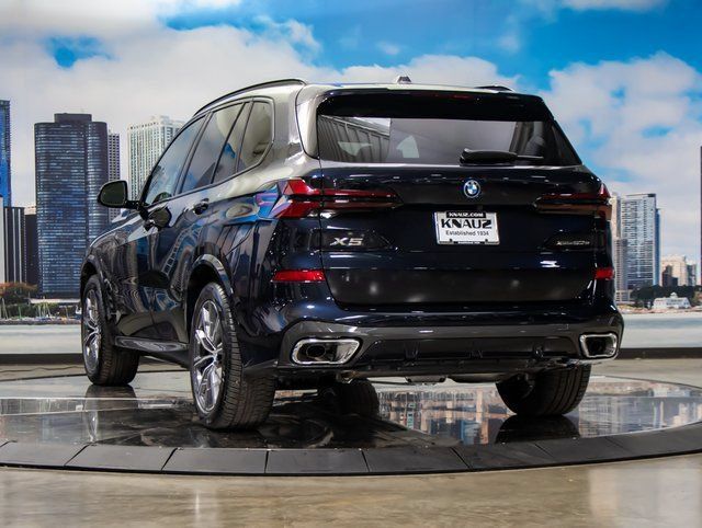 Used 2026 BMW X5 xDrive50e w/ M Sport Package AWD/4WD image 9