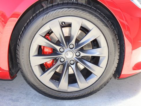 Used 2020 Tesla Model S Performance AWD/4WD image 30
