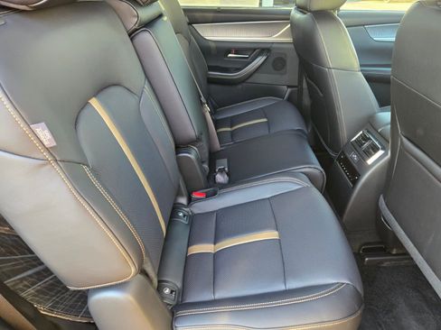 New 2026 MAZDA CX-90 3.3 Turbo w/ Premium Plus Pkg image 16