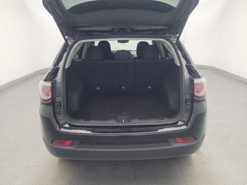 Used 2020 Jeep Compass Sport FWD image 29