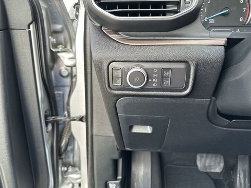 Used 2022 Ford Explorer Limited w/ Hybrid Equipment Group 310A AWD/4WD image 18