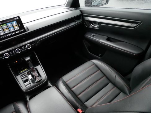 Used 2024 Honda CR-V Sport-L image 11