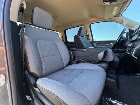 Used 2019 RAM 1500 Big Horn image 28