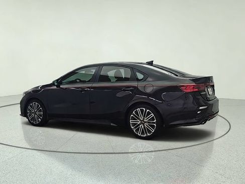 Used 2021 Kia Forte GT w/ GT2 Package FWD image 4