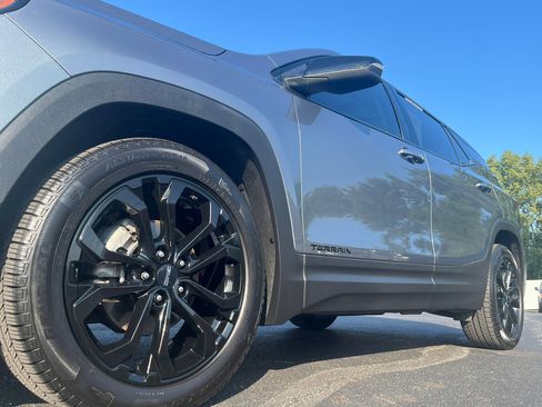 Used 2021 GMC Terrain SLE w/ Driver Convenience Package image 5