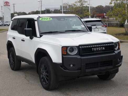 Used 2024 Toyota Land Cruiser 1958 image 22