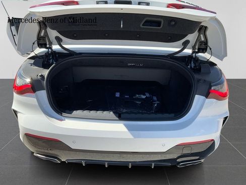 Used 2024 BMW M440i Convertible w/ Premium Package image 11