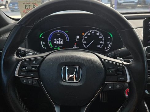 Used 2022 Honda Accord Sport image 11