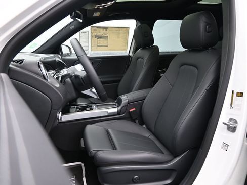 New 2024 Mercedes-Benz EQB 300 4MATIC image 21