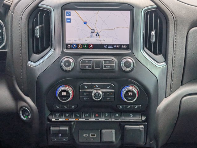 Used 2020 GMC Sierra 2500 Denali w/ Denali Ultimate Package AWD/4WD image 17
