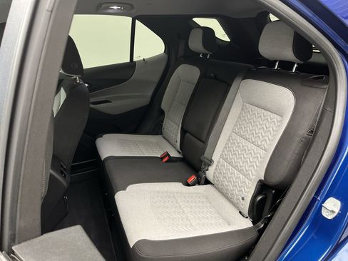 Used 2023 Chevrolet Equinox LT w/ Driver Convenience Package image 10