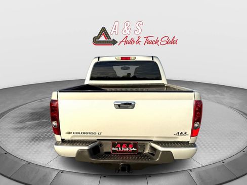 Used 2010 Chevrolet Colorado LT image 6