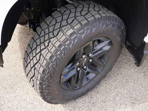 New 2026 Chevrolet Silverado 1500 LT Trail Boss image 9