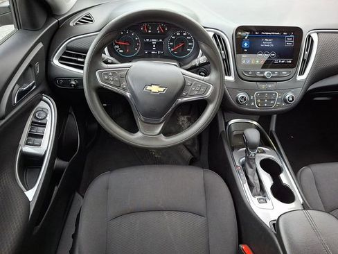 Used 2024 Chevrolet Malibu LT FWD image 11