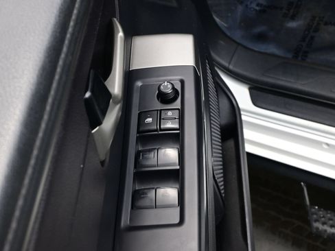 Used 2023 Toyota Tundra SR5 AWD/4WD image 10