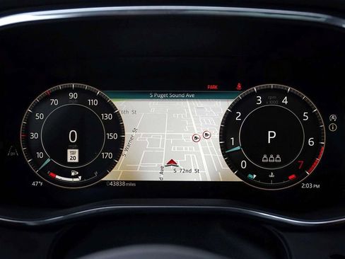 Used 2025 Jaguar F-PACE R-Dynamic S image 25