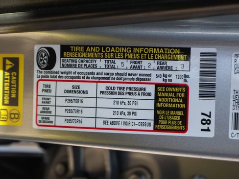 Used 2017 Toyota Tacoma TRD Off-Road RWD image 48