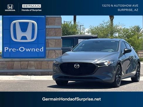 Used 2022 MAZDA MAZDA3 s FWD image 1