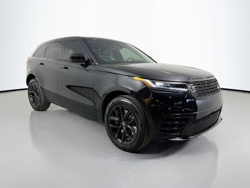 New 2026 Land Rover Range Rover Velar Dynamic SE image 3