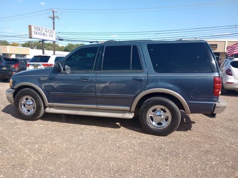 Used 2002 Ford Expedition Eddie Bauer RWD image 4