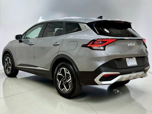 Used 2024 Kia Sportage LX image 16