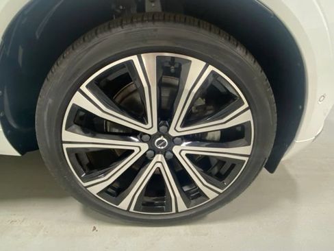 Used 2023 Volvo XC60 B6 Ultimate w/ Climate Package AWD/4WD image 5
