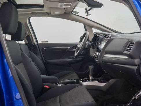 Used 2019 Honda Fit EX image 11