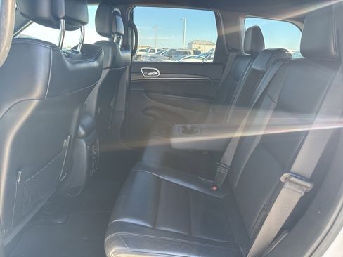 Used 2019 Jeep Grand Cherokee Limited image 18
