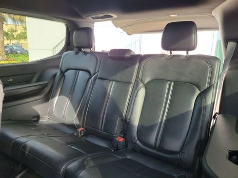 Used 2022 Jeep Wagoneer Series II AWD/4WD image 16