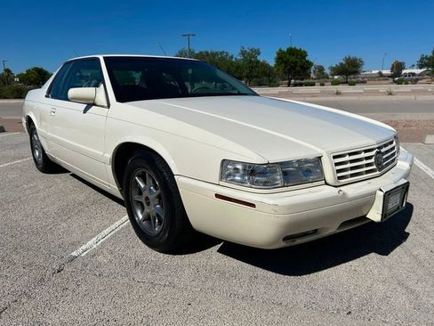 Used 2002 Cadillac Eldorado Collector's Edition image 8
