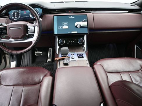 Used 2023 Land Rover Range Rover Long Wheelbase Autobiography image 17