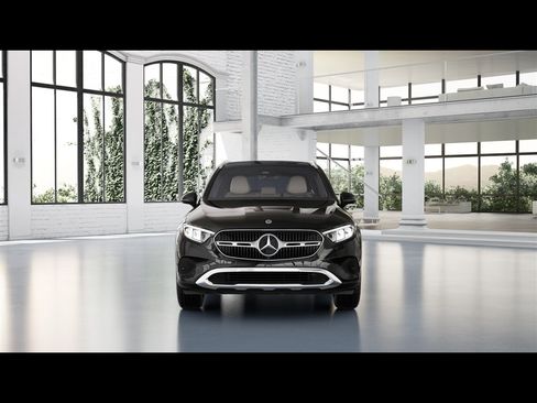 Certified 2026 Mercedes-Benz GLC 300 4MATIC image 2