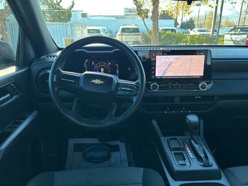 Used 2023 Chevrolet Colorado W/T image 25