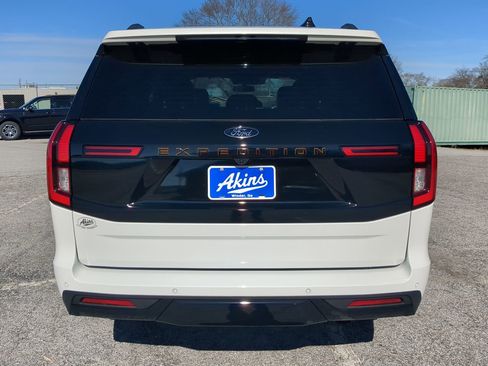 New 2025 Ford Expedition Tremor image 4