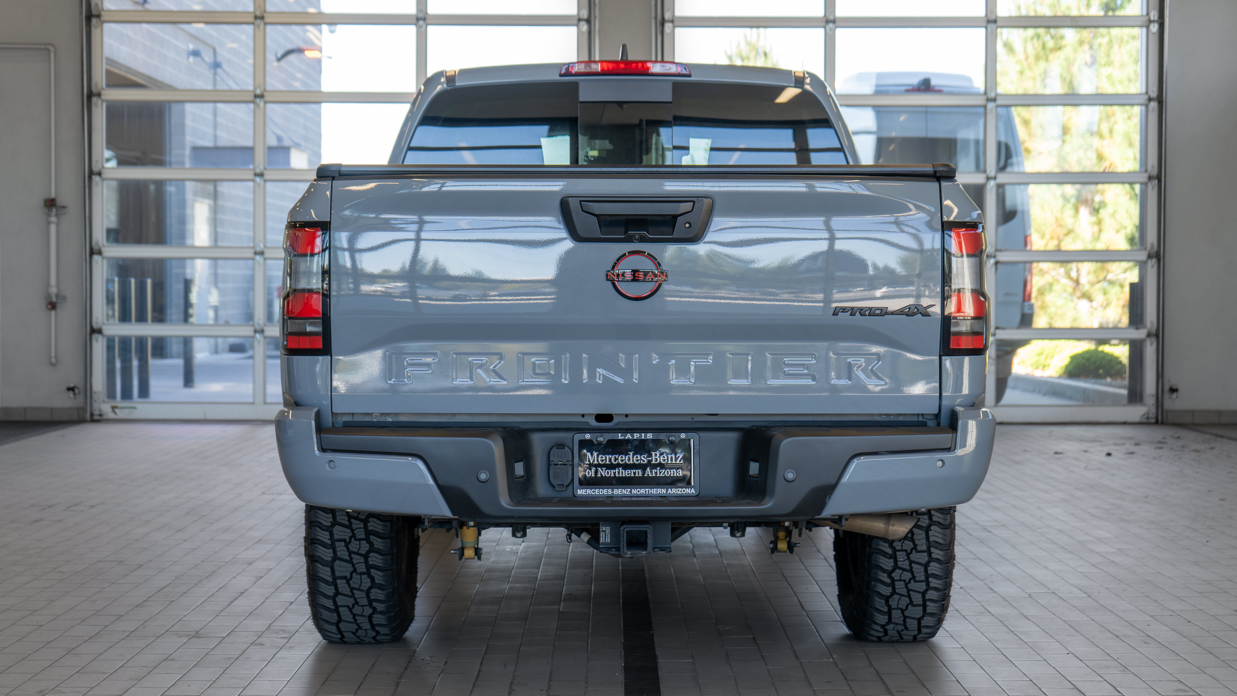 Used 2024 Nissan Frontier PRO-4X w/ Technology Package AWD/4WD image 14