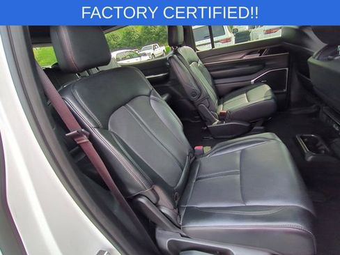 Certified 2024 Jeep Wagoneer Series II AWD/4WD image 37