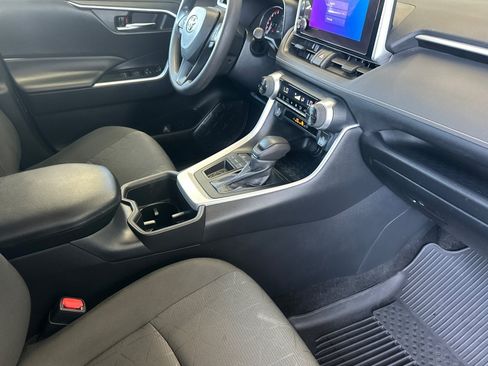 Certified 2023 Toyota RAV4 XLE FWD image 15