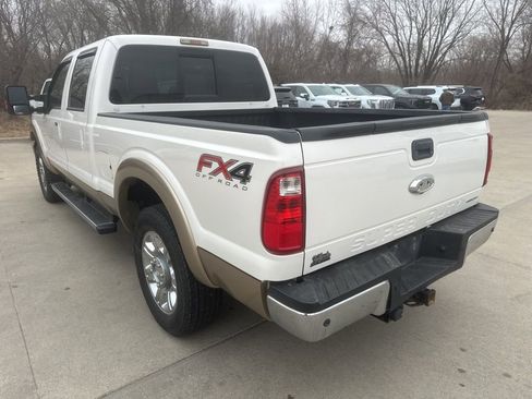 Used 2013 Ford F250 Lariat w/ Chrome Pkg image 10
