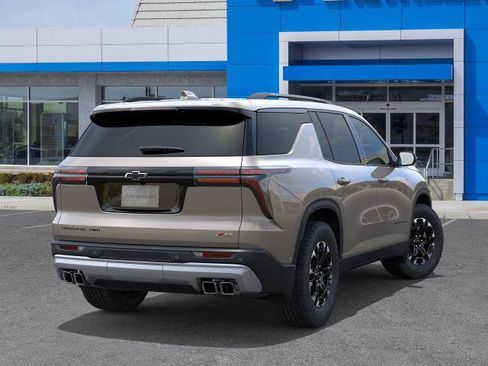 New 2027 Chevrolet Traverse Z71 w/ LPO, Floor Liner Package AWD/4WD image 4