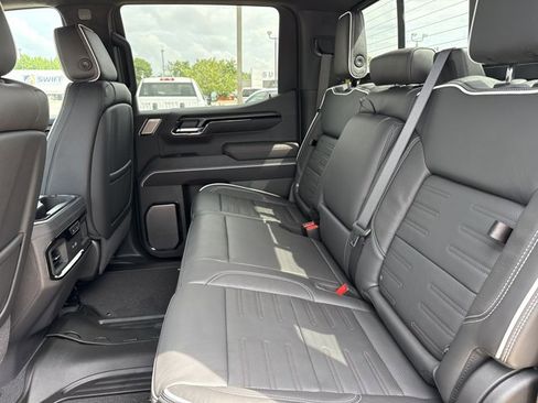 New 2026 GMC Sierra 1500 AT4X w/ LPO, Black Badging Package AWD/4WD image 6