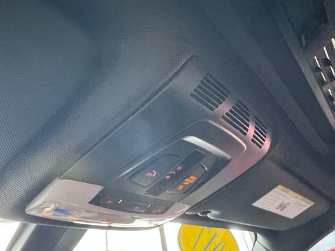 Used 2017 BMW 330i xDrive Sedan image 31