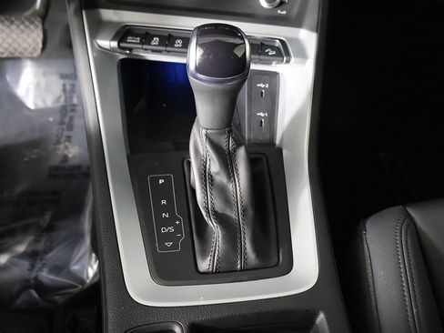 Used 2023 Audi Q3 2.0T Premium Plus w/ Premium Plus Package image 45