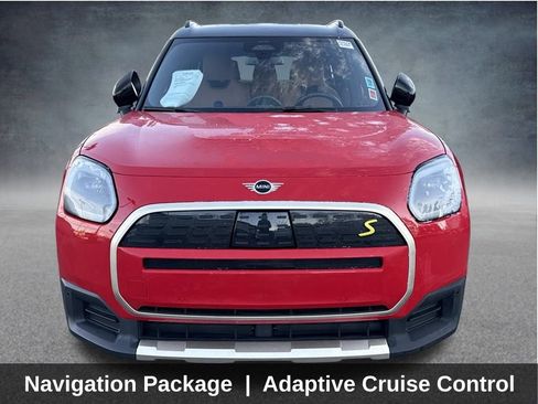 Used 2025 MINI Cooper Countryman SE image 2