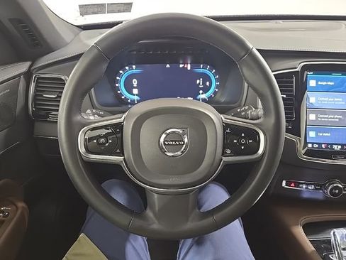 Used 2023 Volvo XC90 B6 Ultimate w/ Protection Package Premier image 9