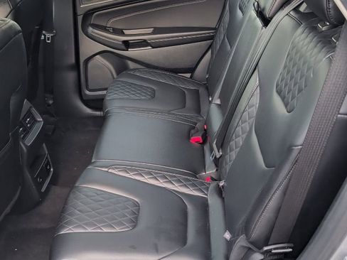 Used 2024 Ford Edge Titanium AWD/4WD image 9